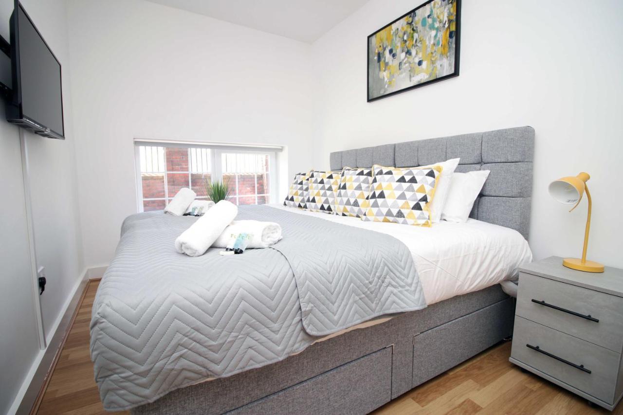 St Thomas Loft Views By Ssw - 2Br, Parking, Sleeps 4, Easy Access To City Centre, Marina, Beach And M4 斯旺西 外观 照片
